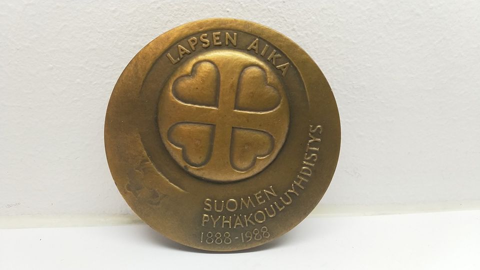 Mitali Suomen pyhäkouluyhdistys 100 vuotta