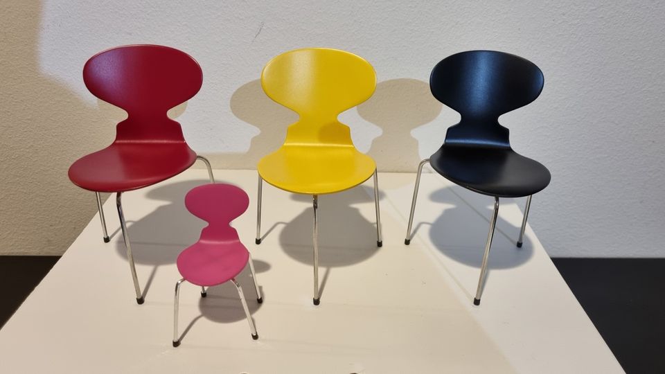 Arne Jacobsen 1:6 miniatyyri Ant tuolit