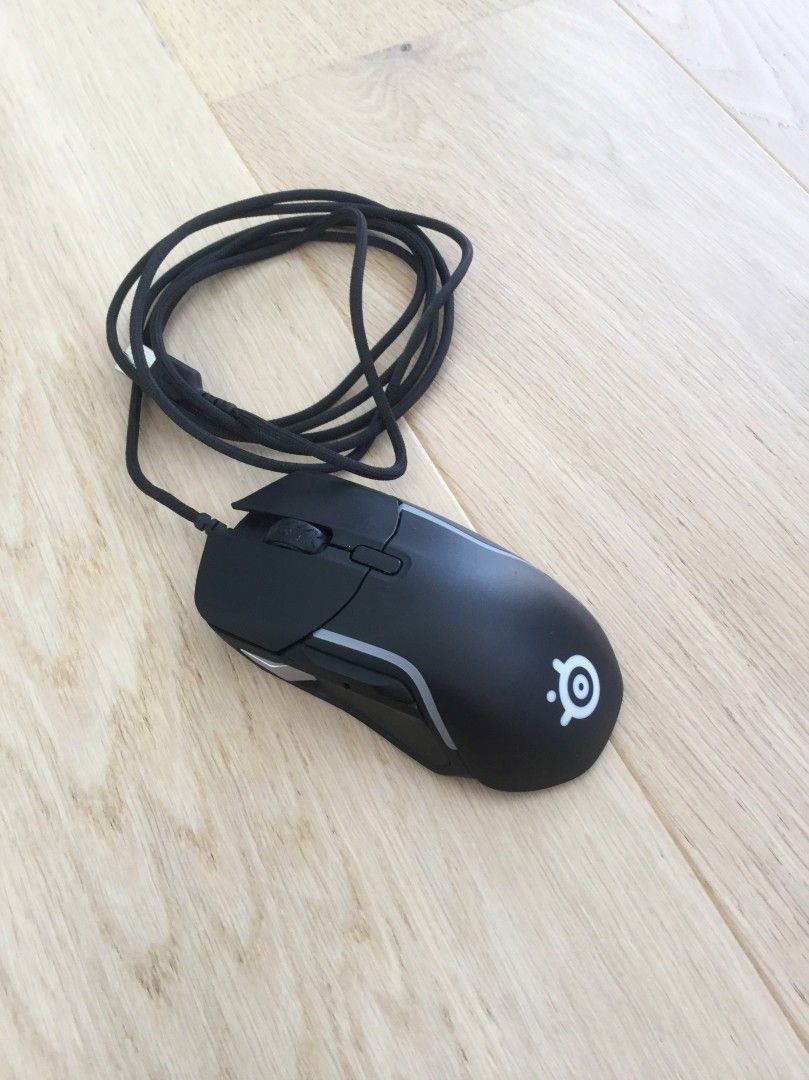 Steelseries Rival 5 pelihiiri