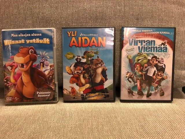 Lasten DVD:t, Maa aikojen alussa, ym. ( 3 kpl)