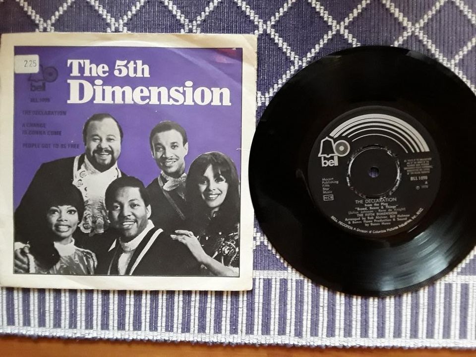 The 5th Dimension 7" The declaration