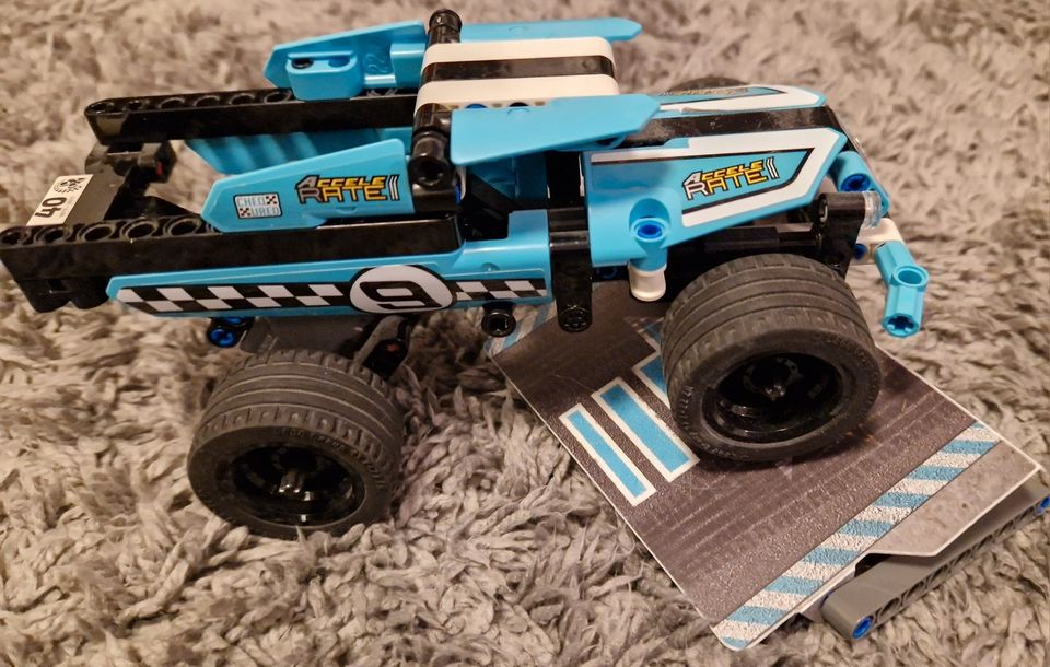 LEGO Technic Stunt Truck - 42059