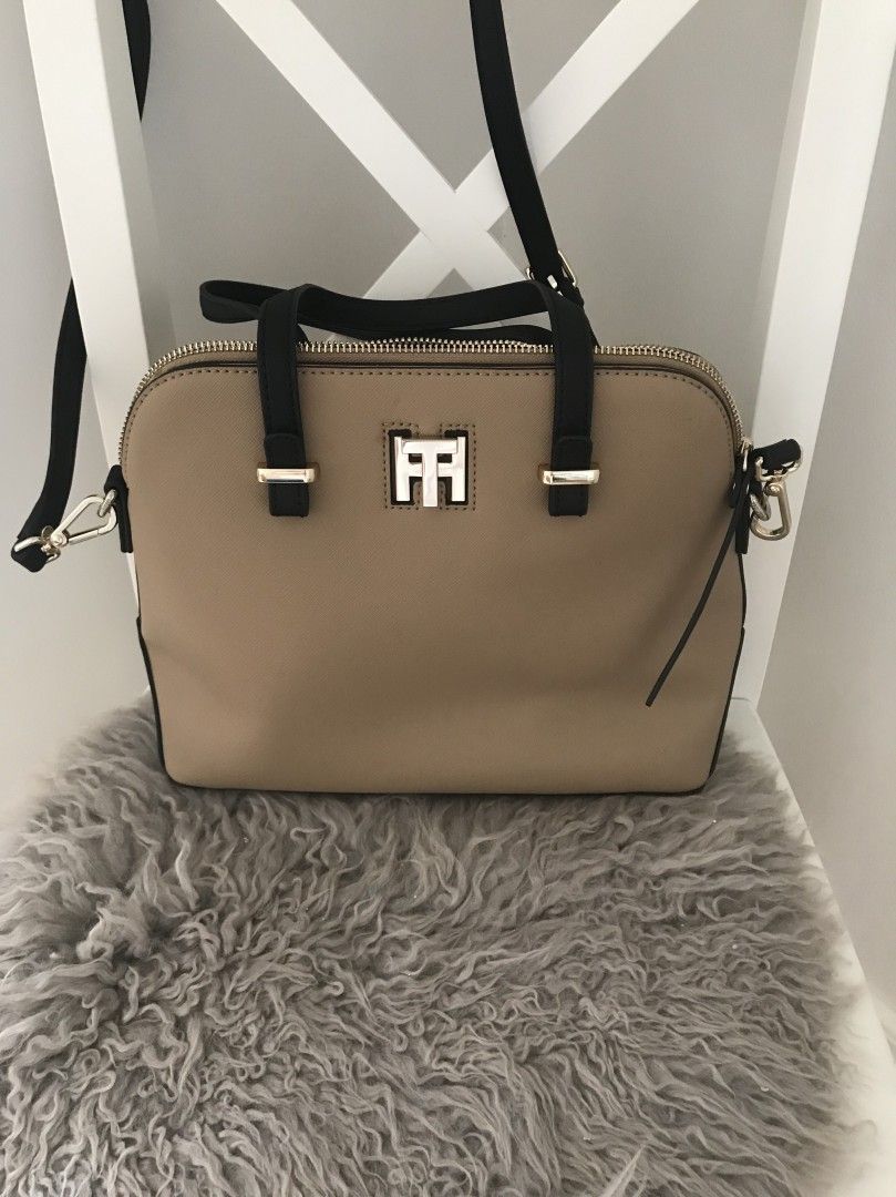 Tommy Hillfiger beige laukku