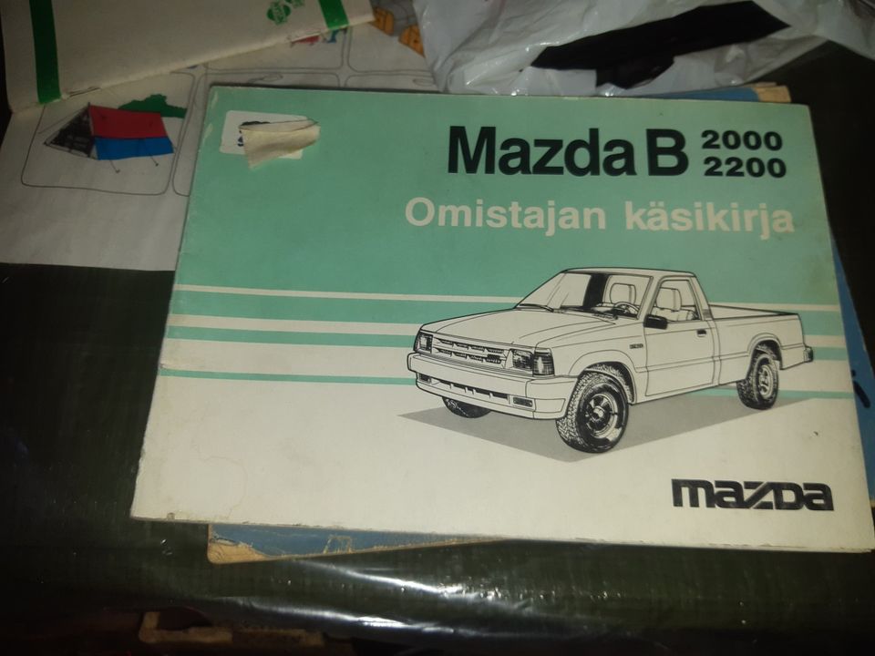 Mazda b2000, 2200