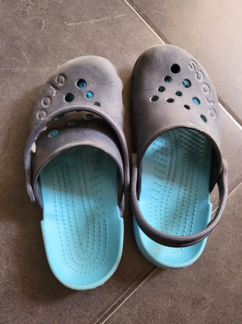 Crocs sandaalit 30