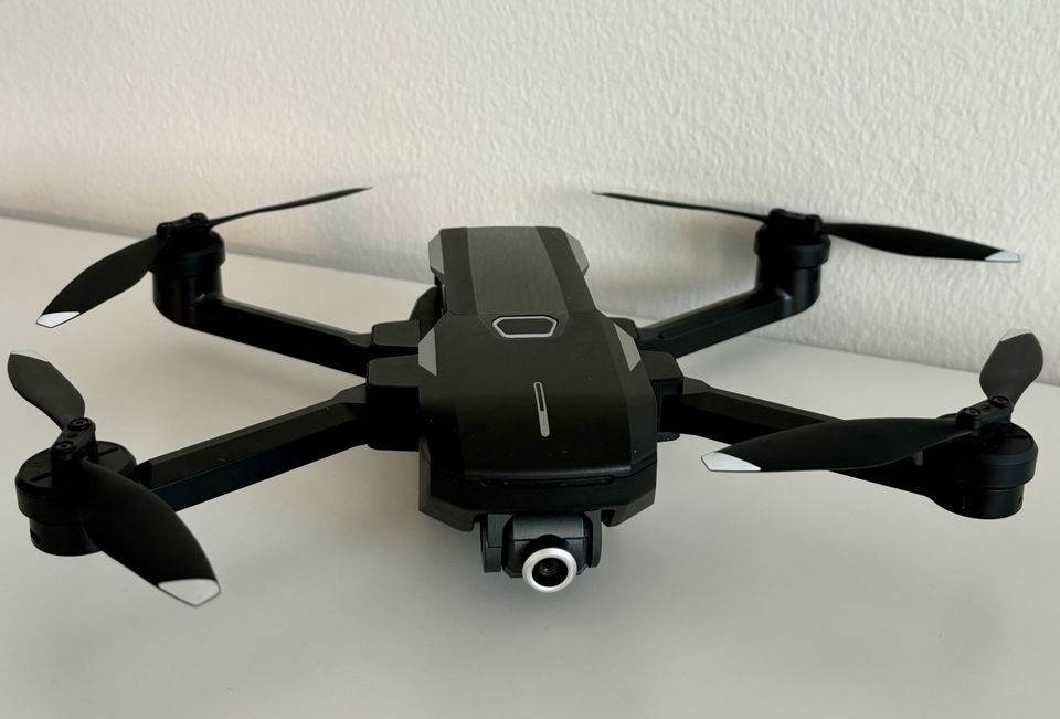 Yuneec Mantis Q Drone