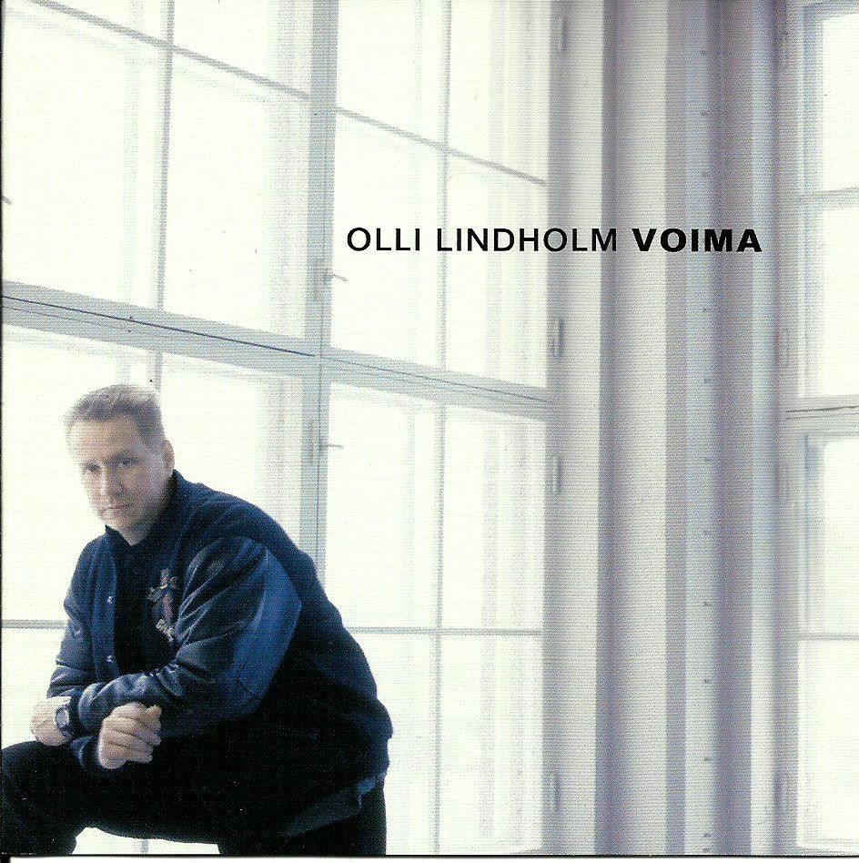 Olli Lindholm cd Voima signeerauksella