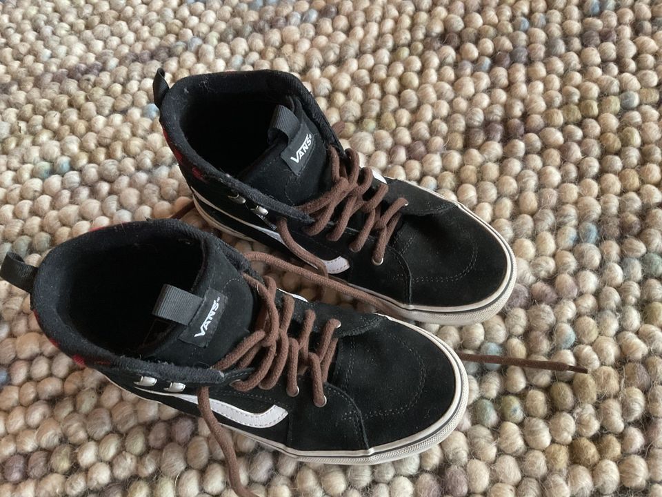 Vans tennarit talveen, 37