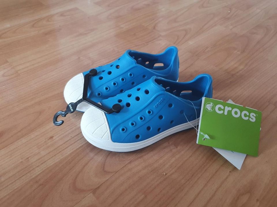 Uudet Crocs Bumb It Shoet, koko: C11 (28/29)