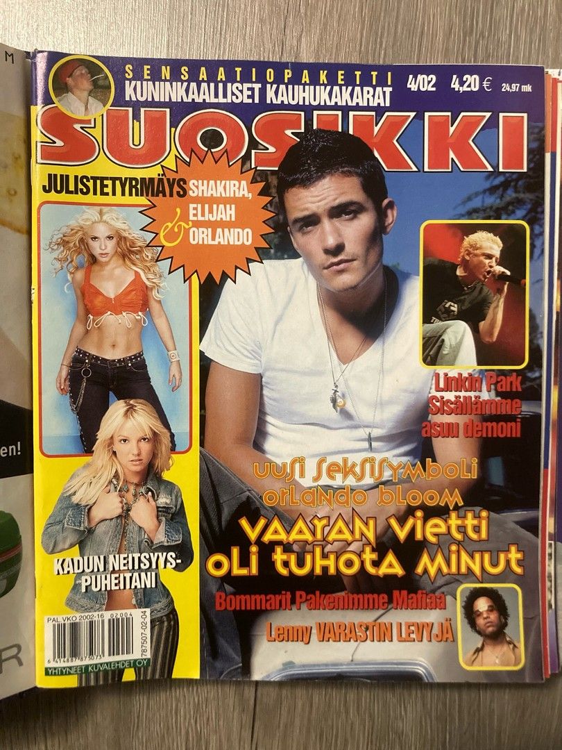 Suosikki lehti 4/2002