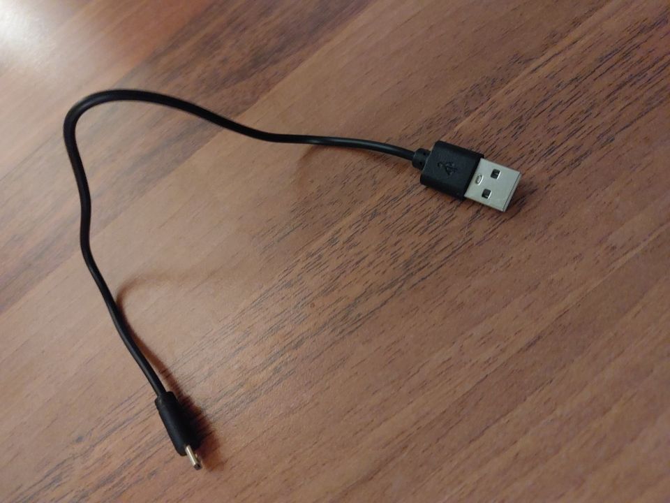 Musta Micro USB latausjohto 30 cm