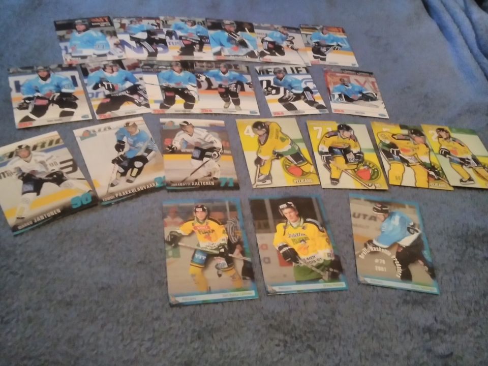 Pelicans-jääkiekkokortteja postitettuna