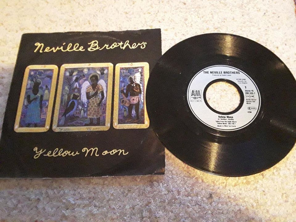 The Neville Brothers 7" Yellow moon