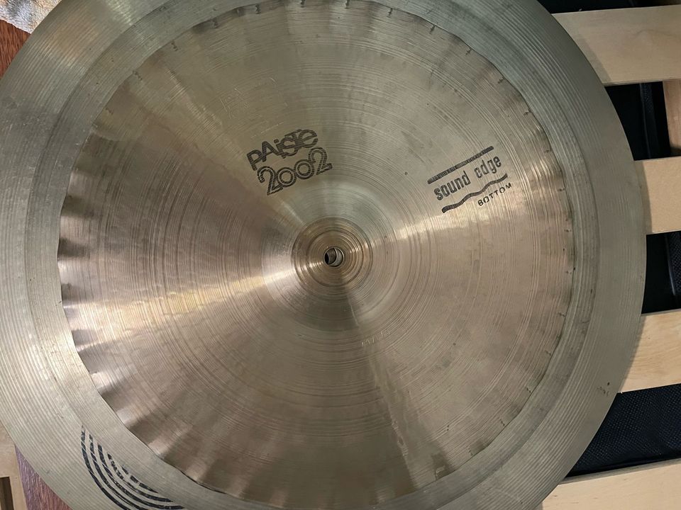 Paiste 2002 hi-hat