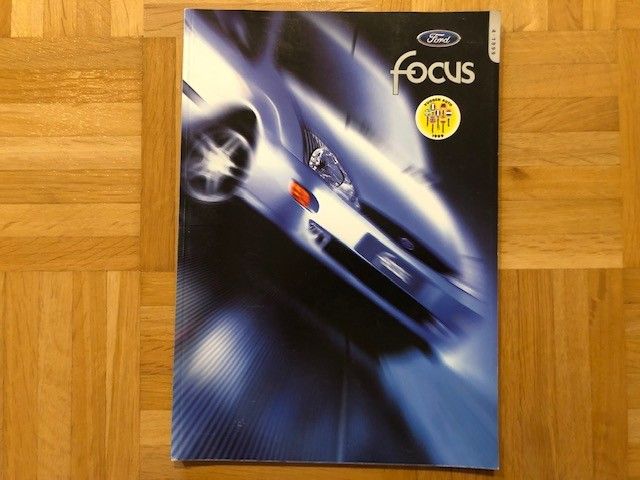 Esite Ford Focus mk1 vuodelta 1999