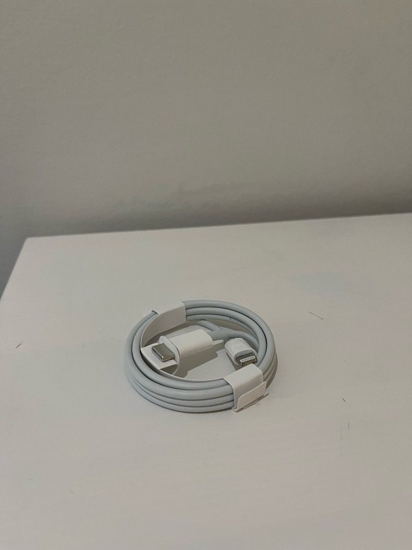 Apple USB-C Lightning kaapeli 1 m