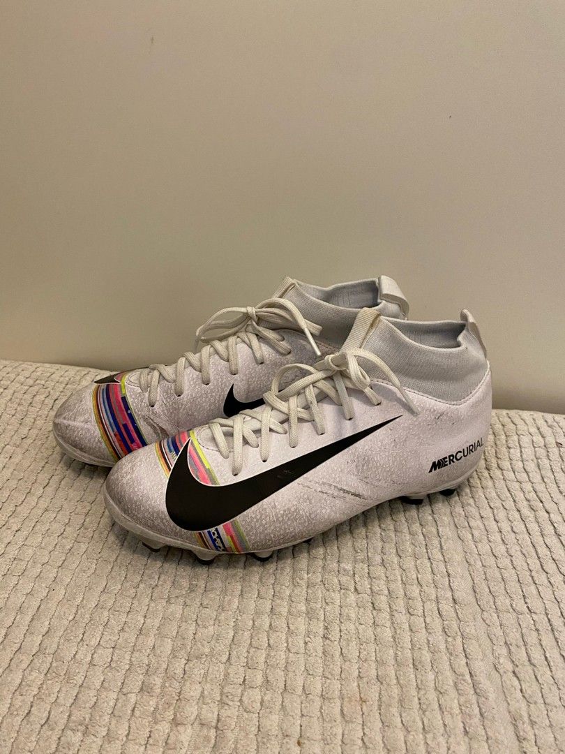 Nike Mercurial nappikset koko 36,5