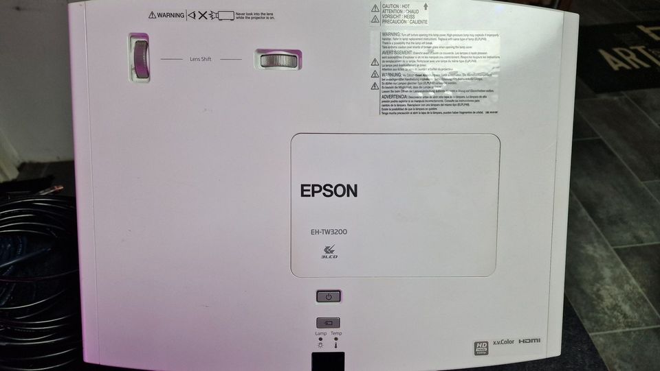 Epson EH-TW3200 videotykkipaketti