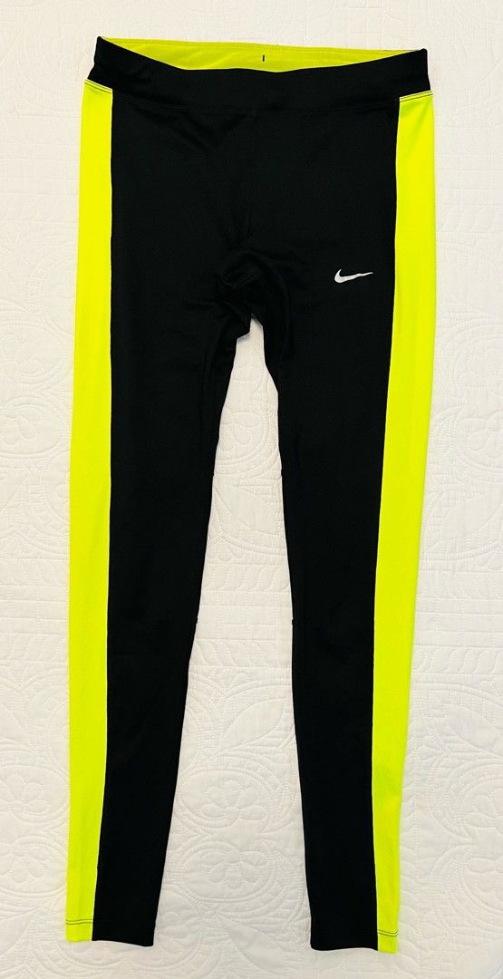 Nike DriFit juoksutrikoot koko S kuin uudet