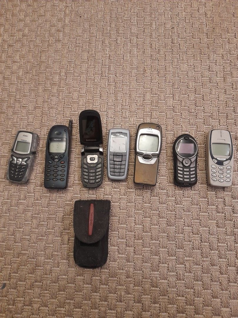 Vanhat kännykät