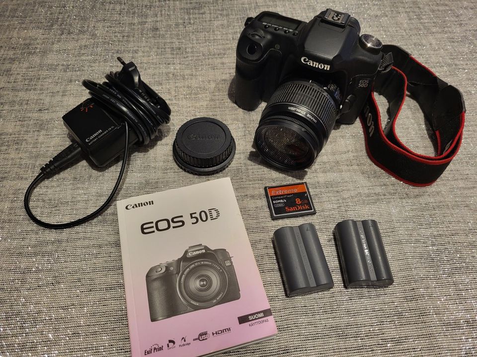 Canon EOS 50D + EF-S 18-55mm 3.5-5.6 IS objektiivi