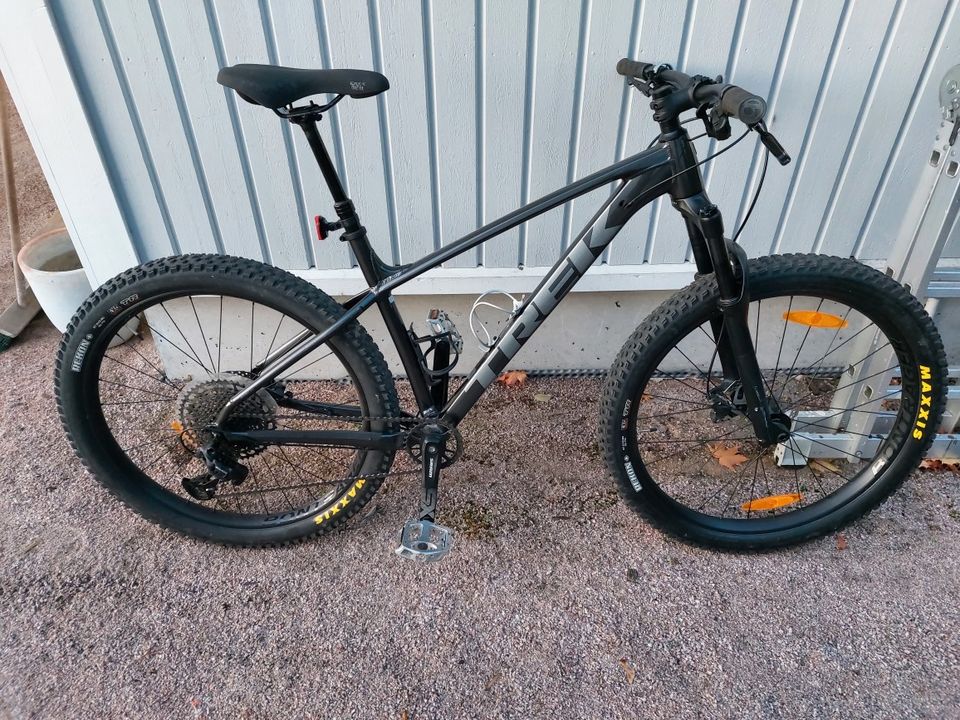 Trek roscoe 7, runkokoko L