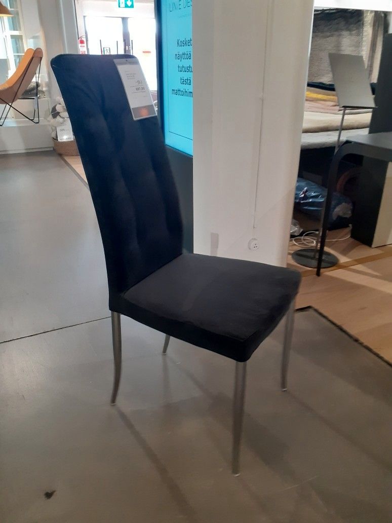 Ivana Chair