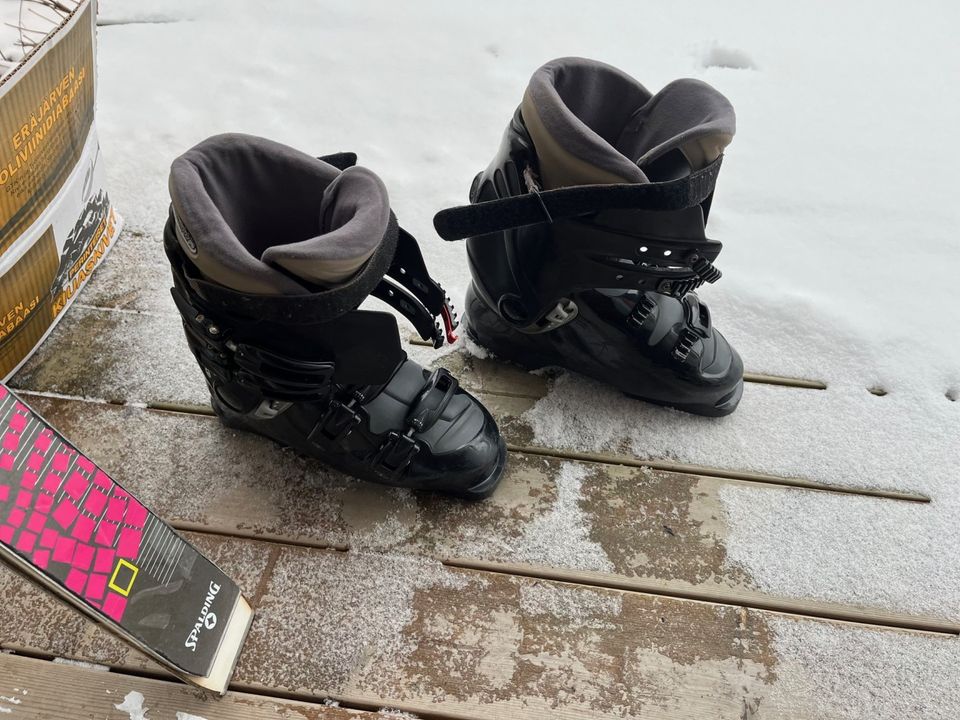 Salomon Evolution 7.0 laskettelumonot