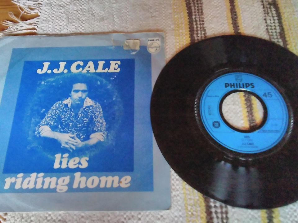 J.J.Cale 7" Lies / Riding home