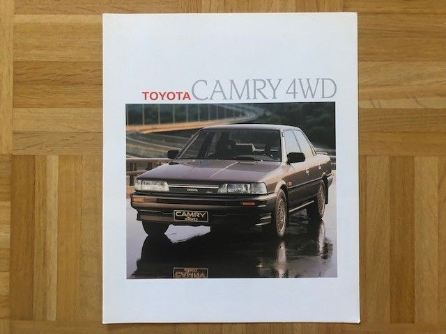 Esite Toyota Camry 4WD vuodelta 1988 - Camry V20