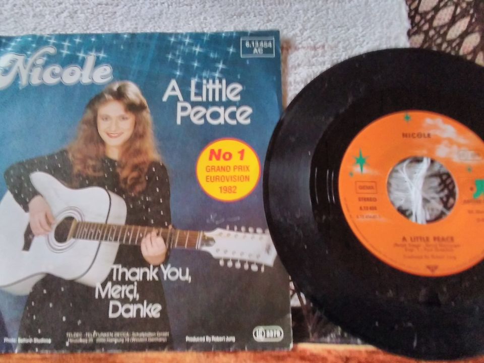 Nicole 7" A little peace