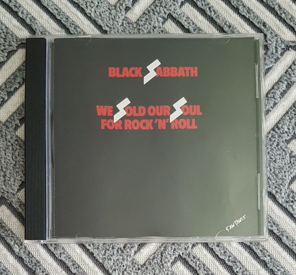 Black Sabbath - We Sold Our Soul For Rock'N'Roll C