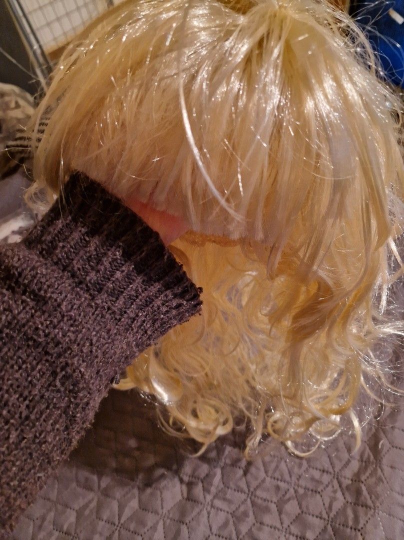Blondi peruukki
