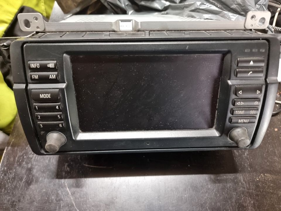 BMW E46 E39 E53 E38 navinäyttö monitor navi