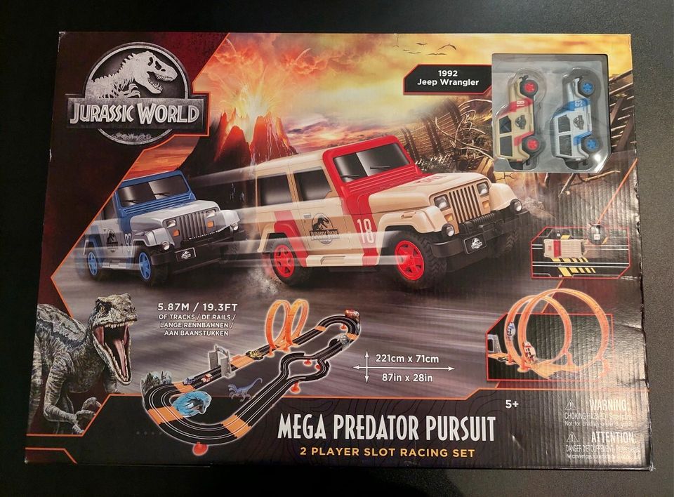 UUSI Jurassic World Mega Predator Pursuit -rata