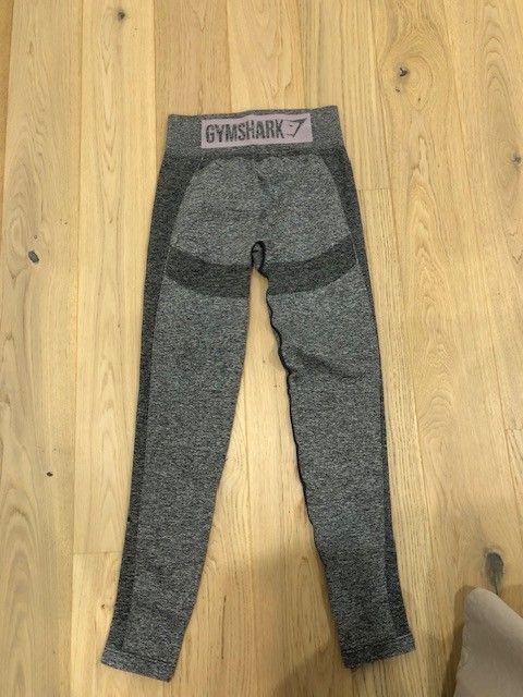 Gymshark treenihousut