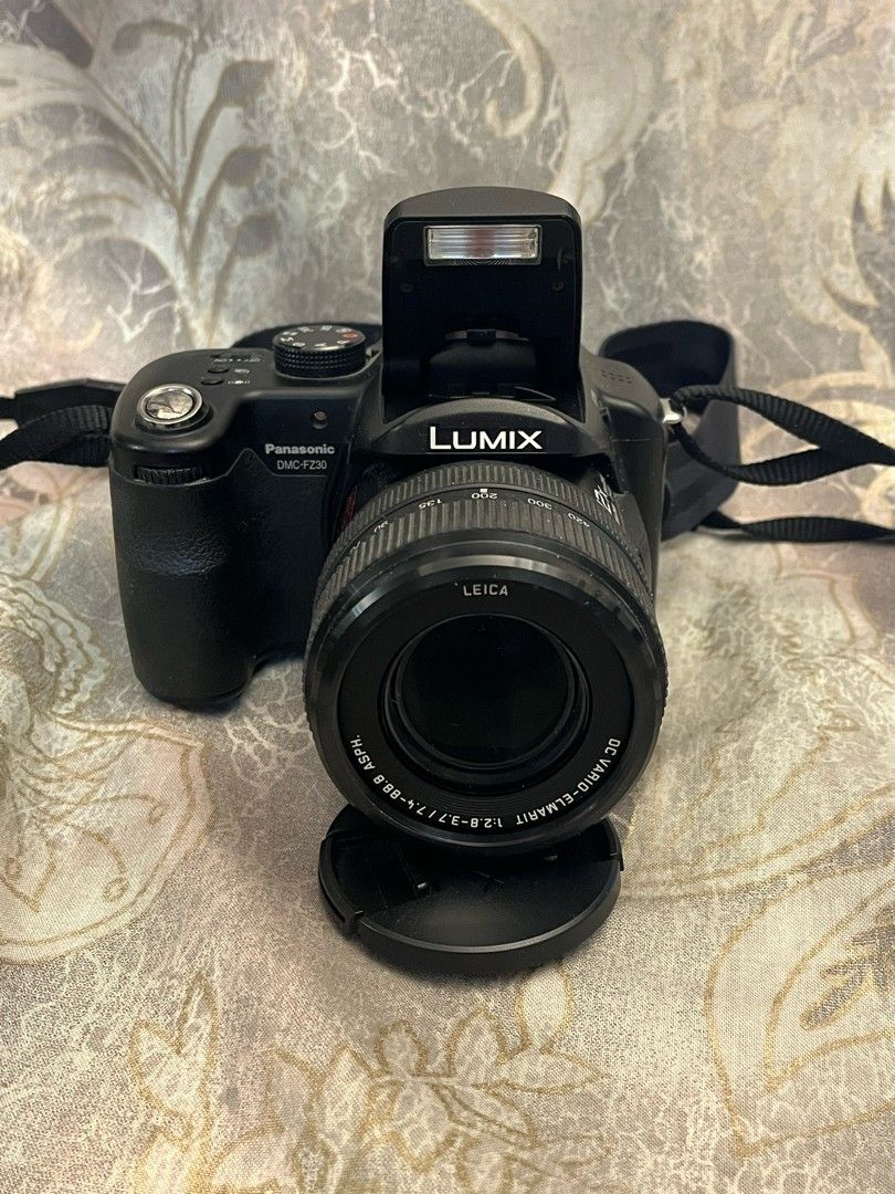 Panasonic LUMIX DMC-FZ30