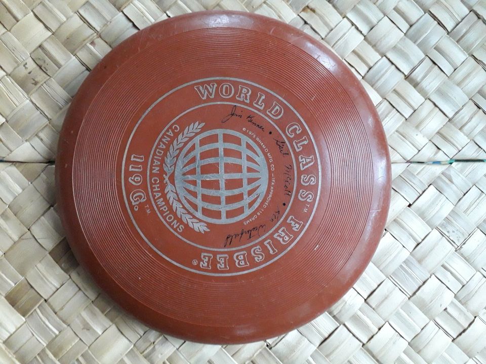 Vintage Frisbee World Class Frisbee