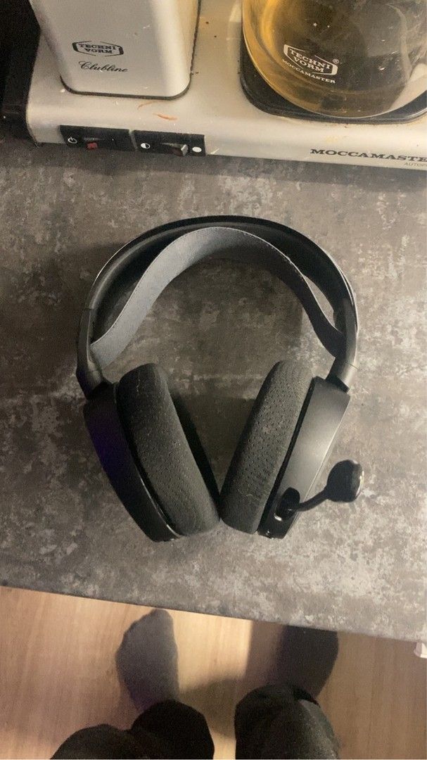 Steelseries Arctis 7+ pelikuulokkeet