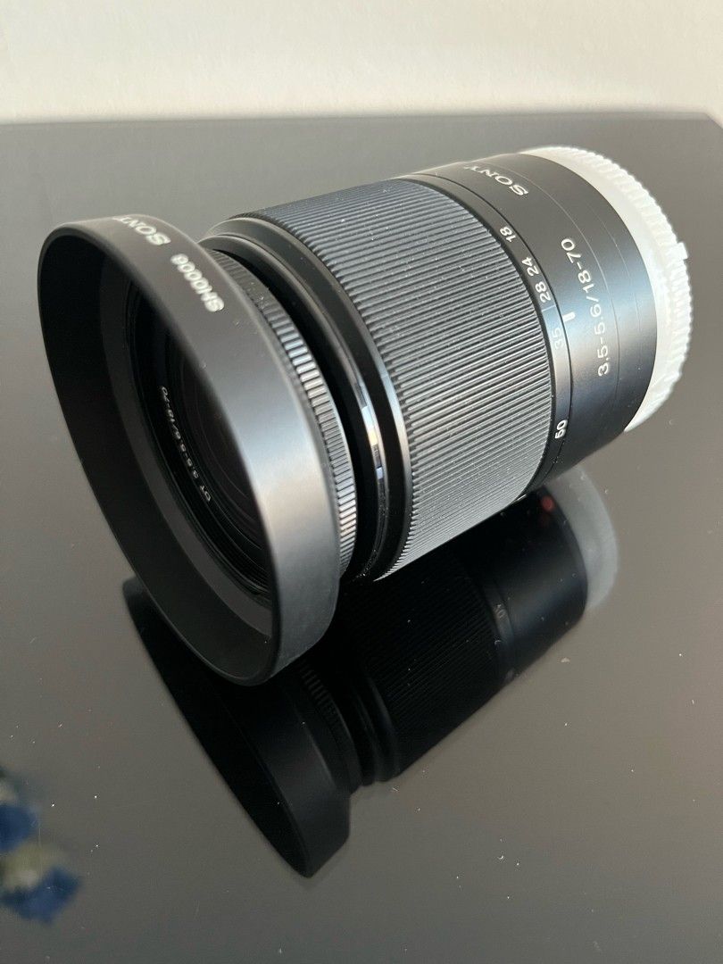 Sony DT 18-70mm F/3.5-5.6