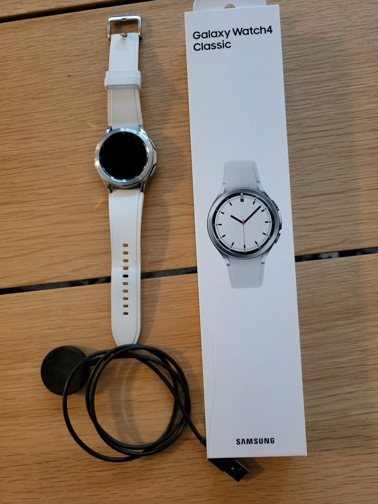 Samsung Galaxy Watch4 Classic