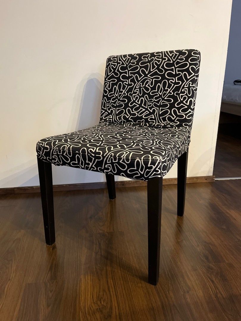 Ikean Nils-tuoli