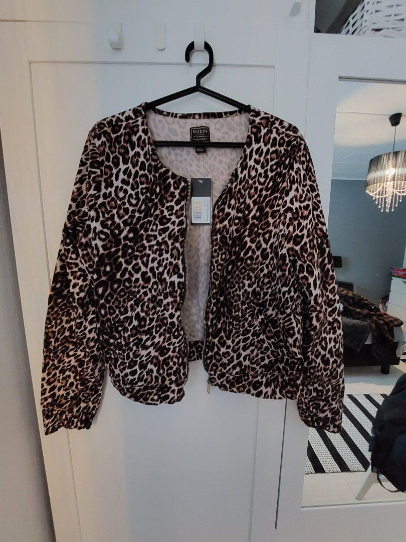 GUESS leopardi-printti takki