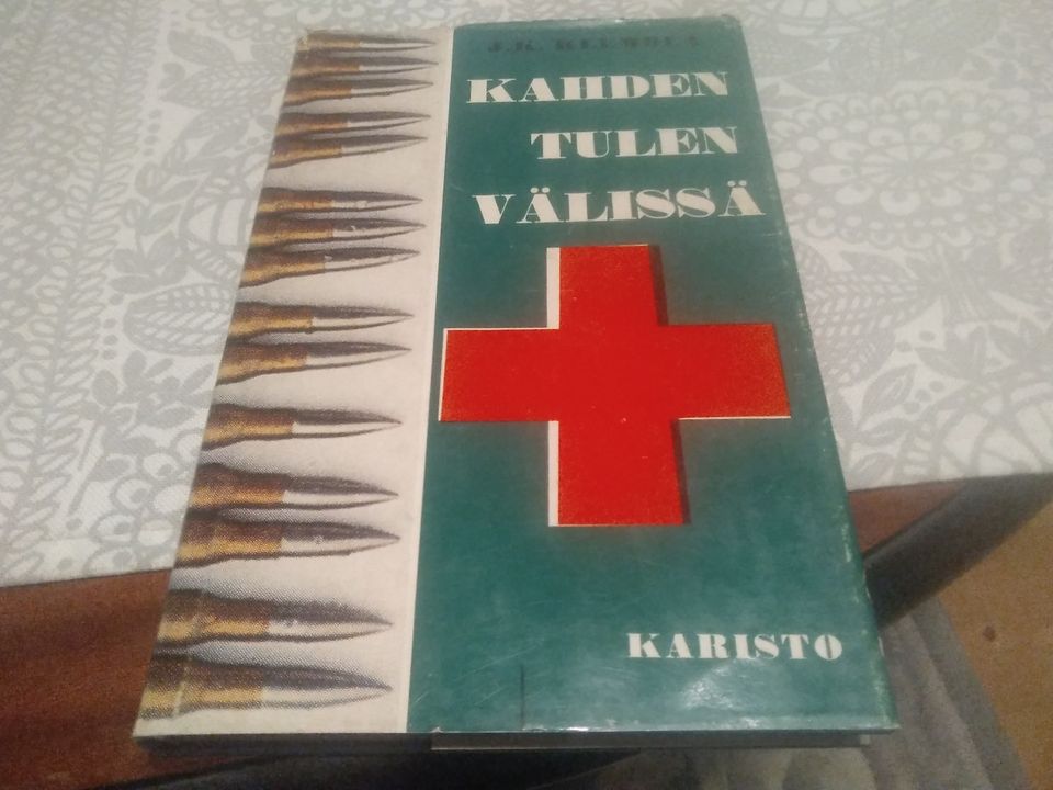 Kahden tulen välissä. J. K. Klemola