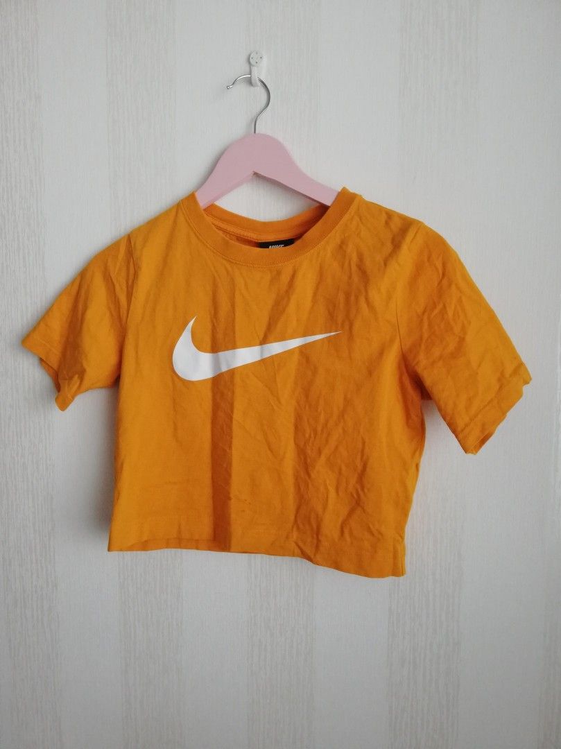 Nike cropattu t-paita xs kesään