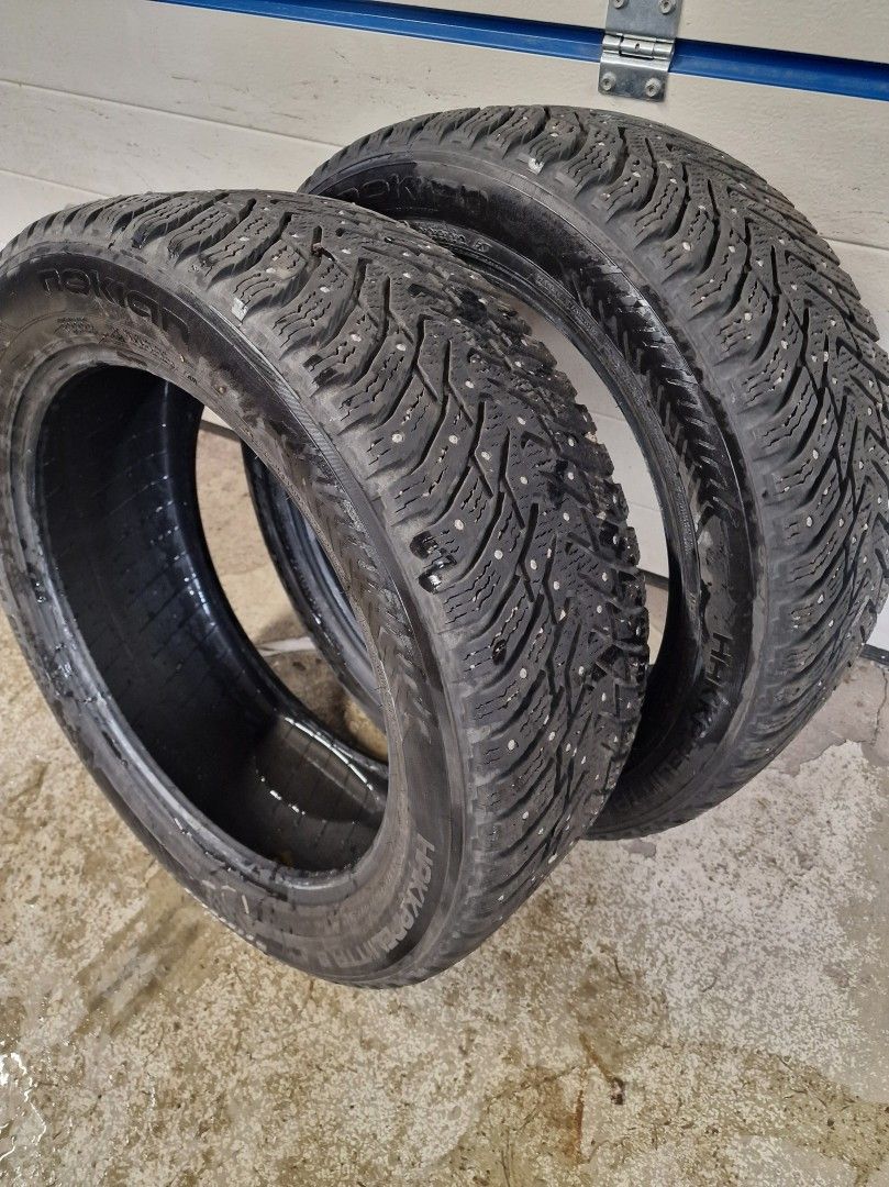 225/50R18 hakkapeliitta 8