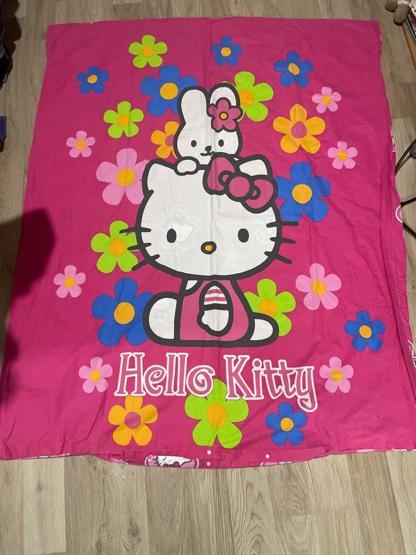 Hello Kitty Pussilakana