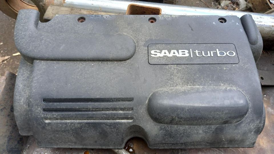 Saab 9-3 2003 moottorin suojakansi