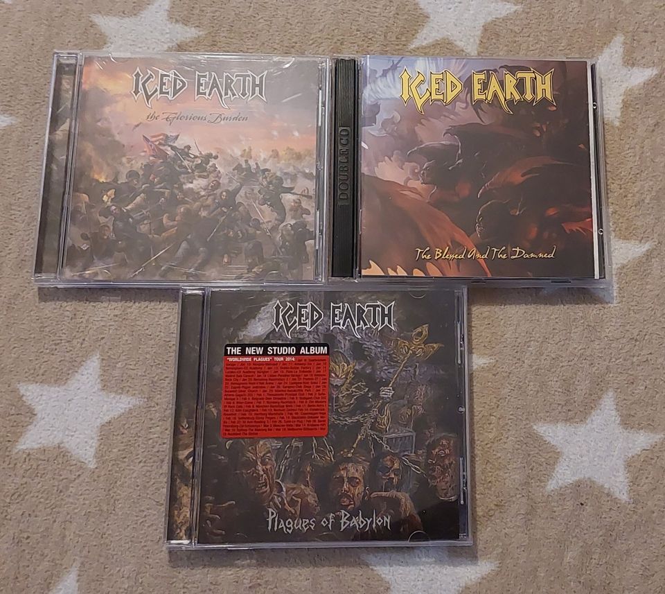 Iced Earth CD levyjä