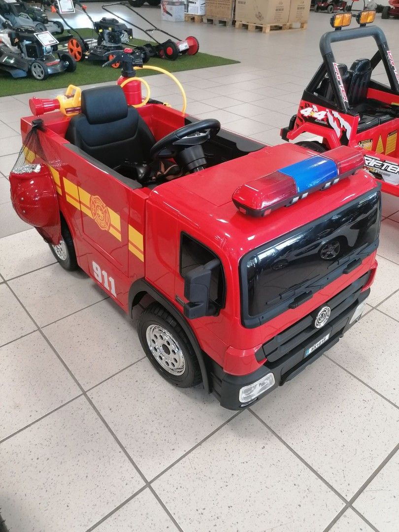 Akkukäyttöinen lasten paloauto Hecht 51818